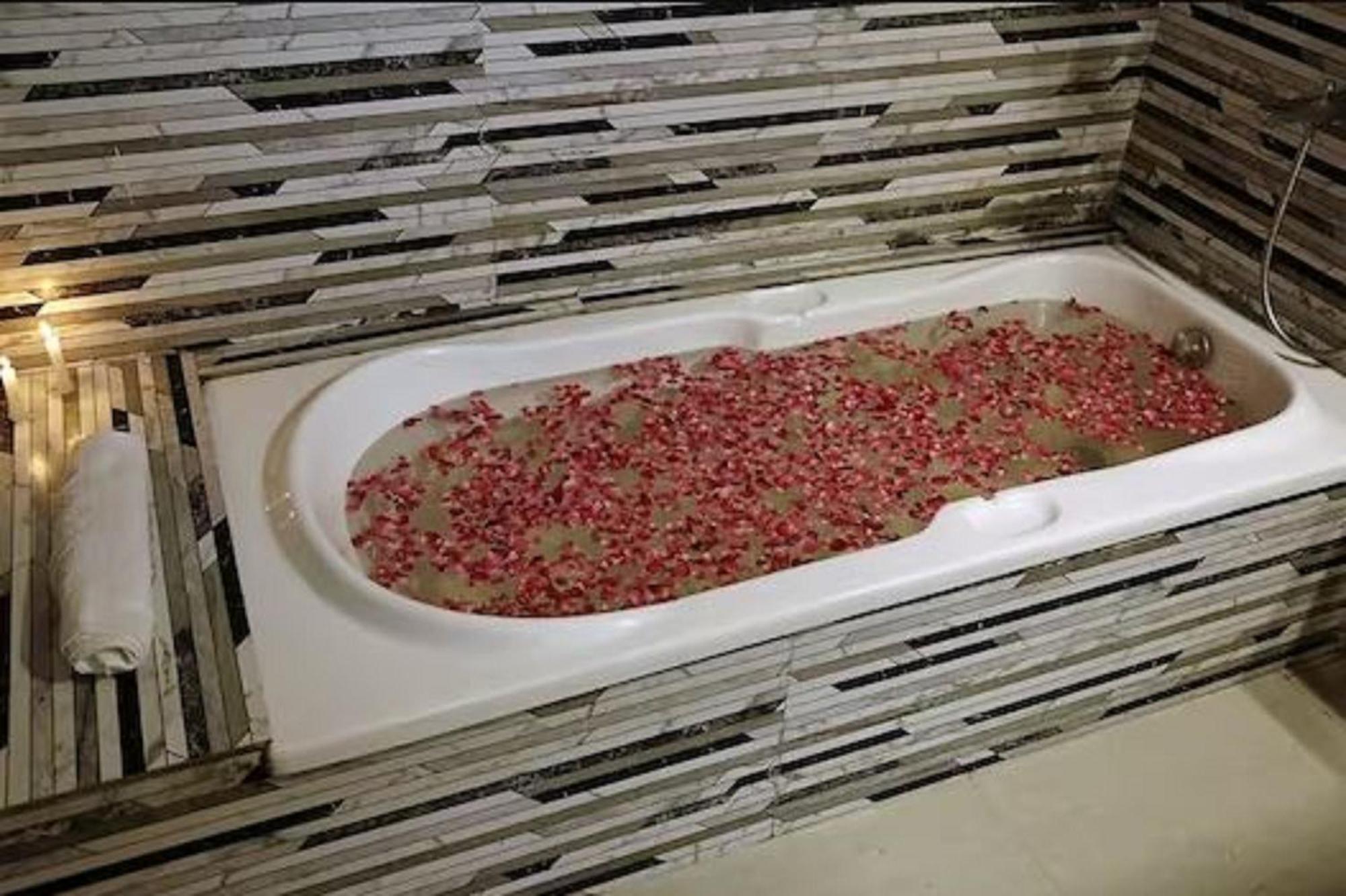 Hotel True Stay At New Delhi Railway Station Exteriör bild